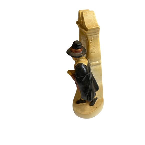 Sebastian Miniatures Studio Figurine with Plaque Sign 4.75" - Picture 3 of 6